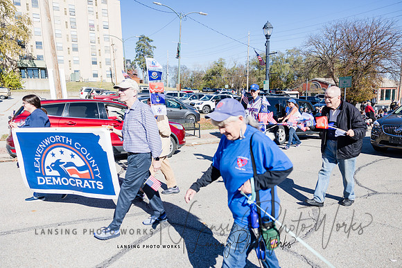 VeteransParade-437