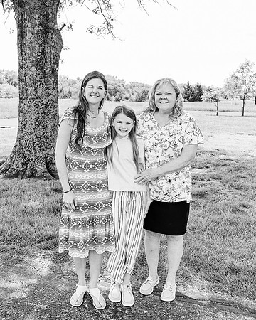 Moms-179