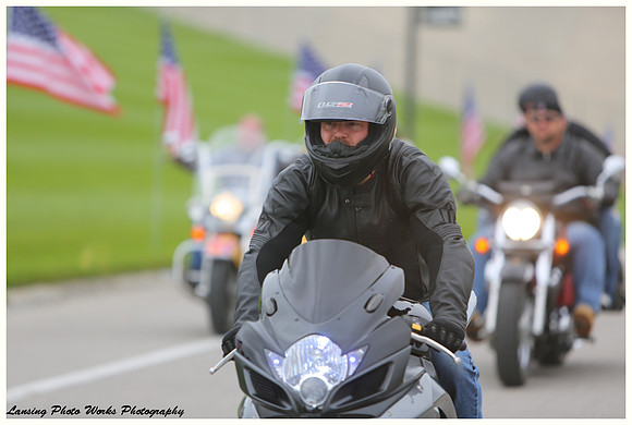 4V8A0885