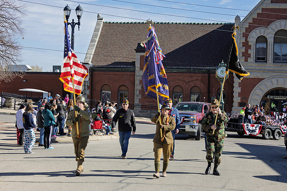 Veterans-320
