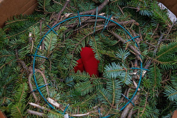 Wreaths2025-94