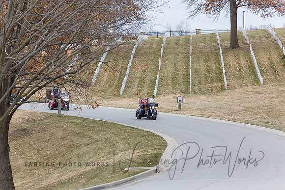 WreathLaying2022-37