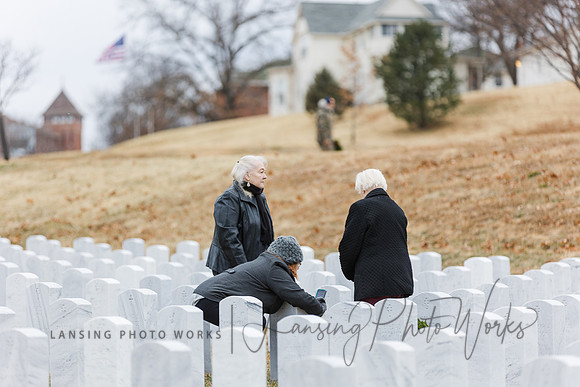 WreathLaying2022-130