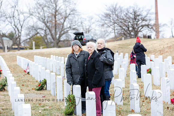 WreathLaying2022-133