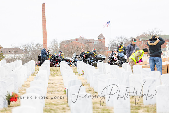 WreathLaying2022-149