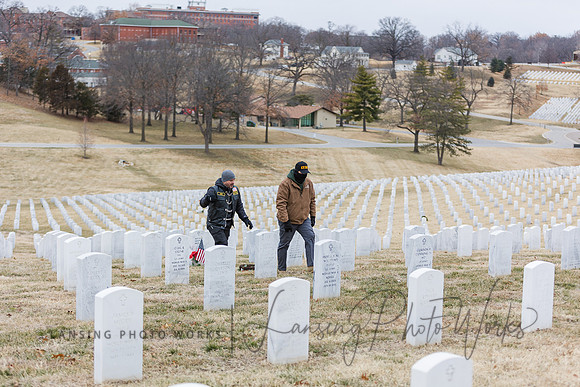WreathLaying2022-175