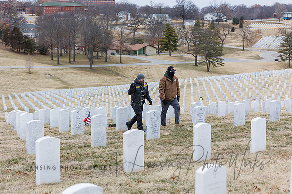 WreathLaying2022-176