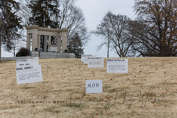 WreathLaying2022-215