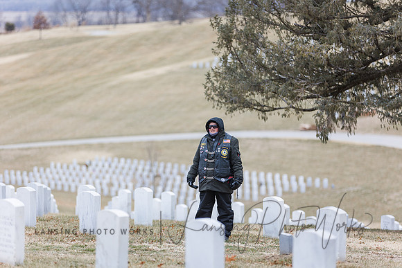 WreathLaying2022-230