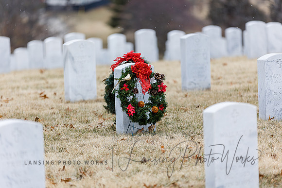 WreathLaying2022-232