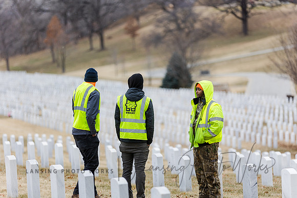 WreathLaying2022-246