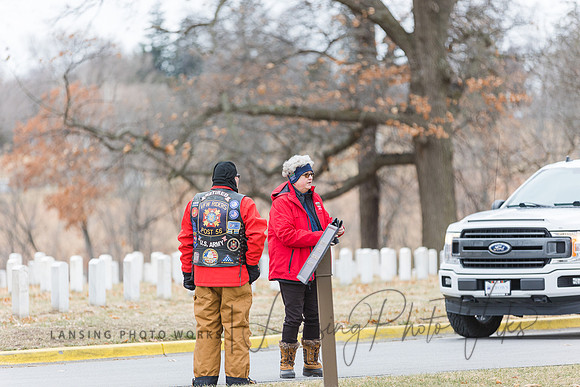 WreathLaying2022-252