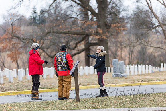 WreathLaying2022-255