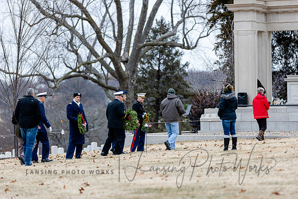 WreathLaying2022-264
