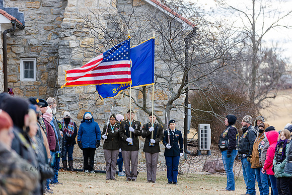 WreathLaying2022-307