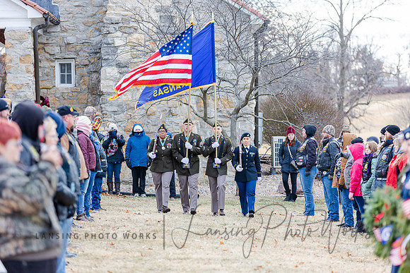 WreathLaying2022-309