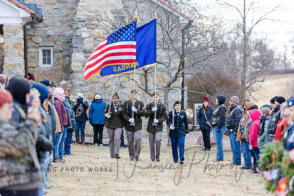 WreathLaying2022-310