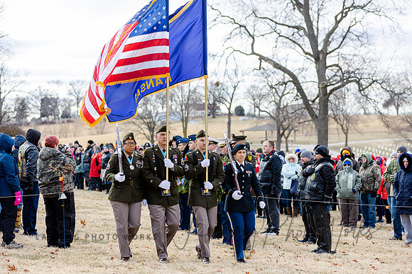 WreathLaying2022-317