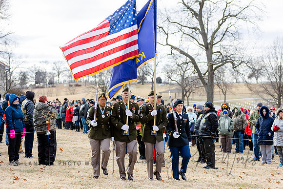 WreathLaying2022-318