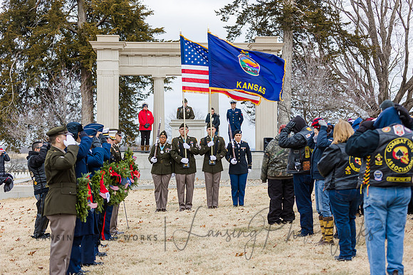WreathLaying2022-336
