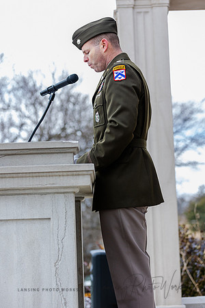 WreathLaying2022-346