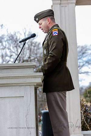 WreathLaying2022-347