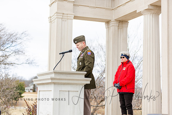 WreathLaying2022-349