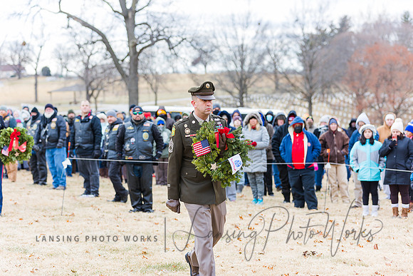 WreathLaying2022-351