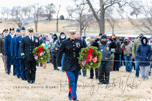 WreathLaying2022-356