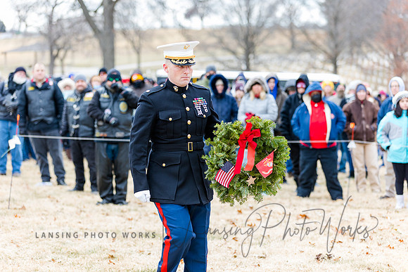 WreathLaying2022-358