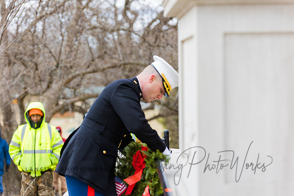 WreathLaying2022-359