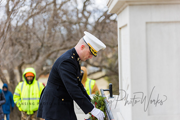WreathLaying2022-360