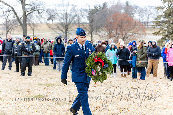 WreathLaying2022-368