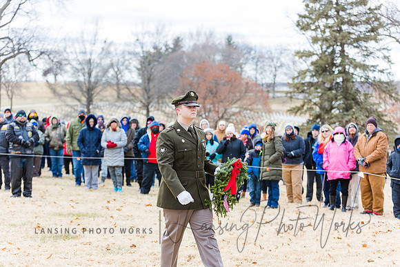 WreathLaying2022-379