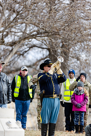 WreathLaying2022-389