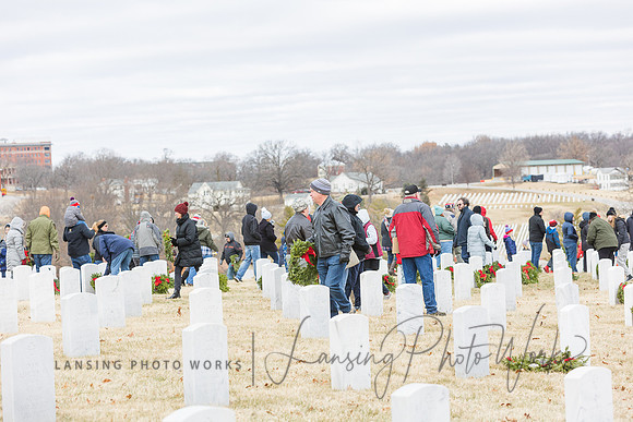 WreathLaying2022-402