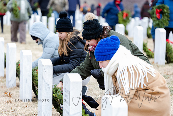 WreathLaying2022-416