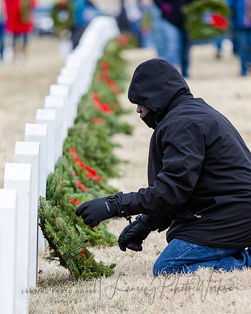 WreathLaying2022-422