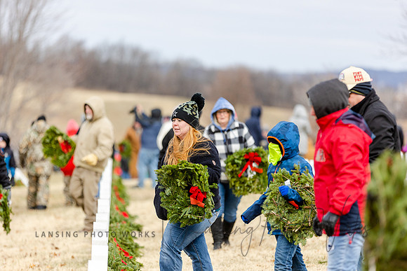 WreathLaying2022-425