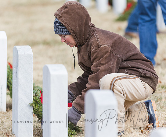 WreathLaying2022-428
