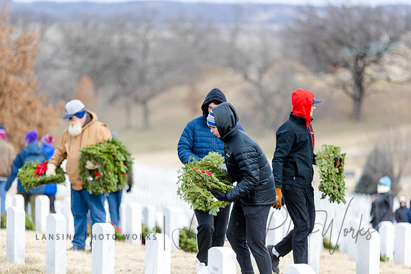 WreathLaying2022-436
