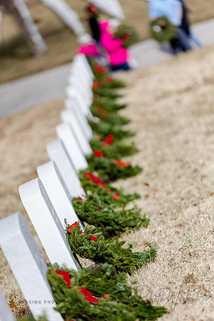 WreathLaying2022-438