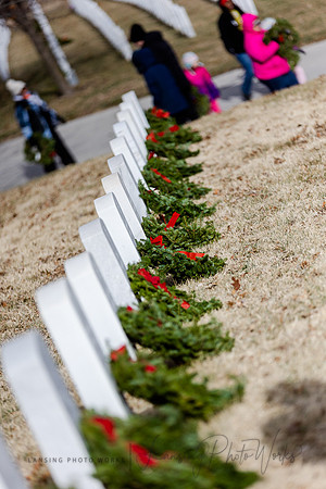 WreathLaying2022-439