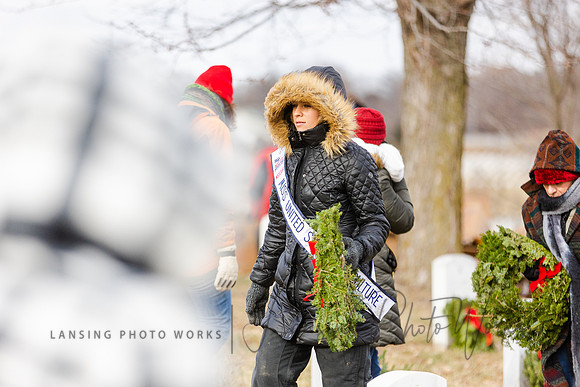 WreathLaying2022-441