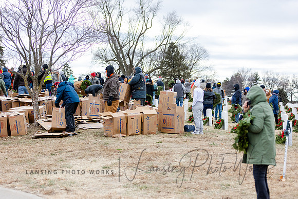 WreathLaying2022-449