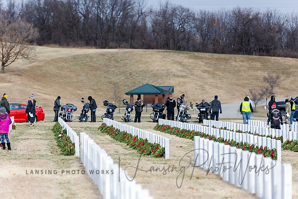 WreathLaying2022-466