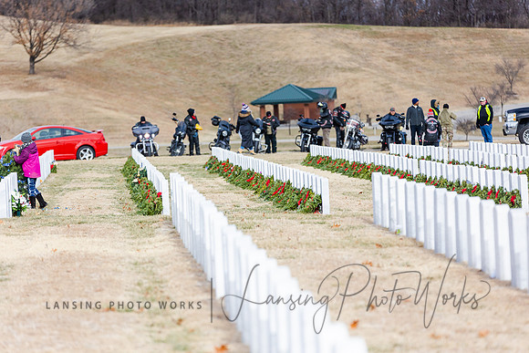 WreathLaying2022-468