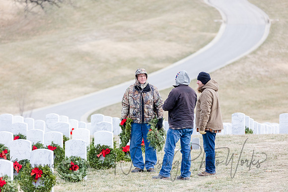 WreathLaying2022-469