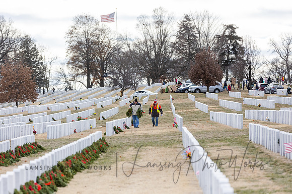 WreathLaying2022-484