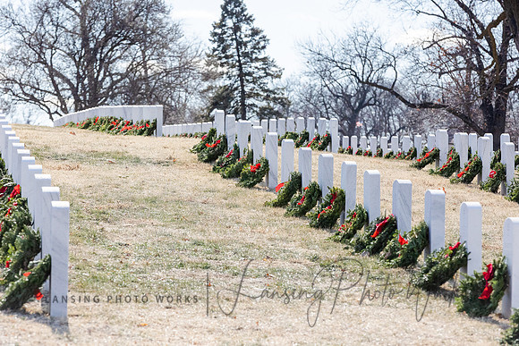 WreathLaying2022-507